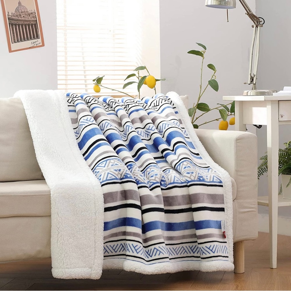 Sherpa Fleece Throw Blanket, Fuzzy Warm Super Soft Reversible
